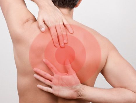Почему болят лопатки на спине у женщин: главные причины и эффективные методы лечения